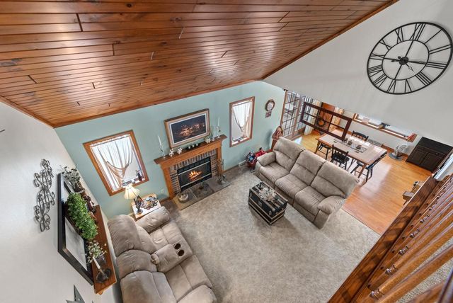 W1072 Hilltop ROAD, Rubicon, WI 53078