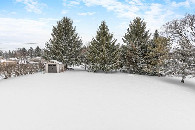 W1072 Hilltop ROAD, Rubicon, WI 53078