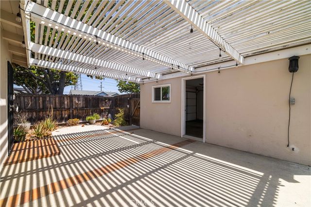 6164 Bonfair Avenue, Lakewood, CA 90712