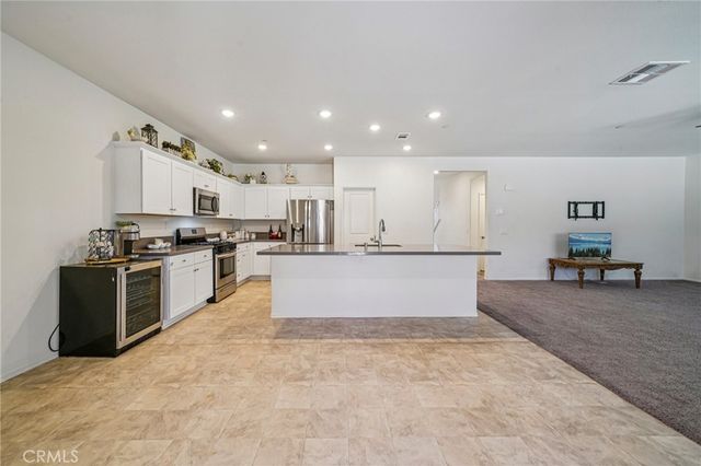 14201 Fir Street, Oak Hills, CA 92344