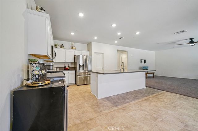 14201 Fir Street, Oak Hills, CA 92344