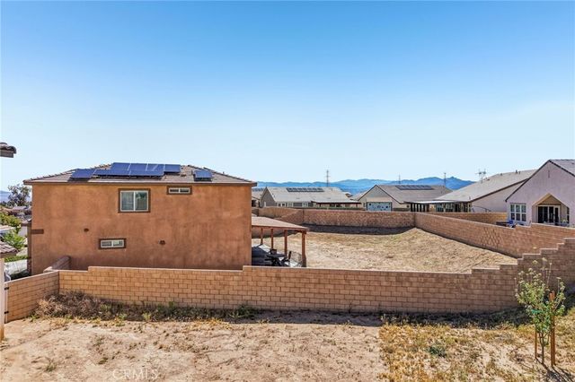 14201 Fir Street, Oak Hills, CA 92344