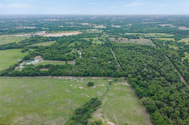 604 Hilton Road, Bryan, TX 77807