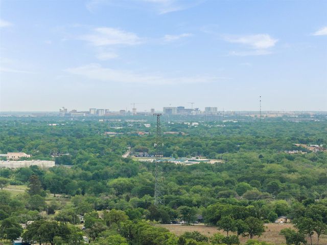 604 Hilton Road, Bryan, TX 77807