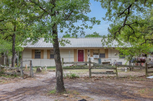 604 Hilton Road, Bryan, TX 77807