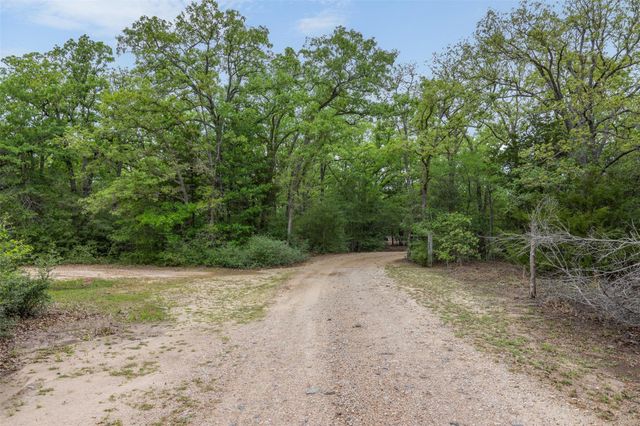 604 Hilton Road, Bryan, TX 77807