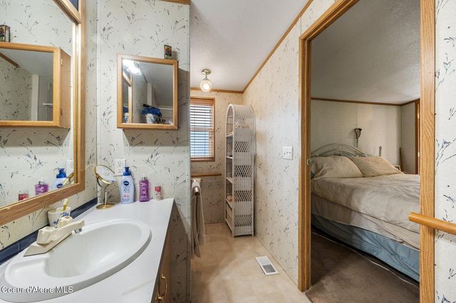 1033 W DEVON PL, Coeur D'alene, ID 83815