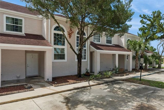 214 MAJORS LANE C, Kissimmee, FL 34743
