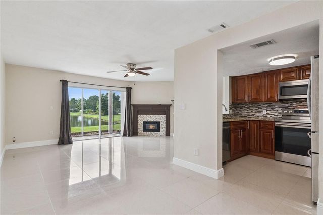 214 MAJORS LANE C, Kissimmee, FL 34743