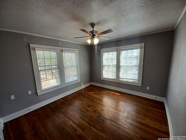 214 Funston Pl Apt 3, San Antonio, TX 78209