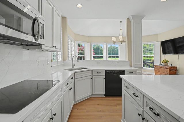 908 Plantation Blvd, Gallatin, TN 37066