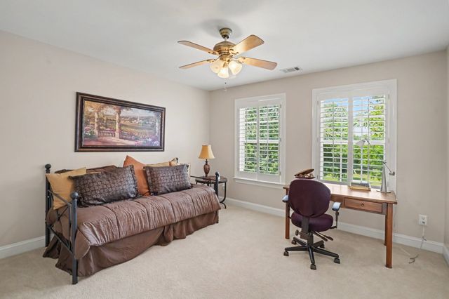 908 Plantation Blvd, Gallatin, TN 37066