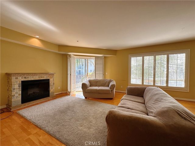 320 S Willaman Drive 402, Los Angeles, CA 90048