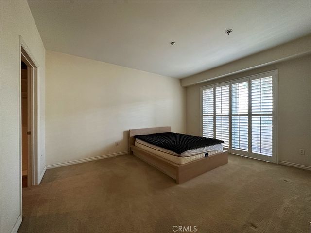 320 S Willaman Drive 402, Los Angeles, CA 90048