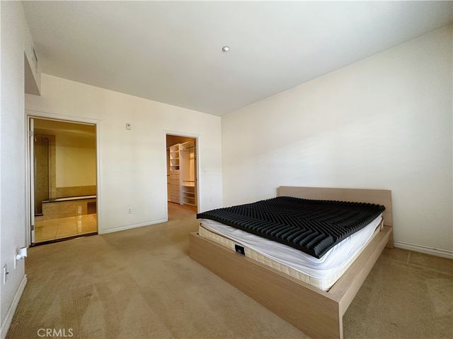 320 S Willaman Drive 402, Los Angeles, CA 90048