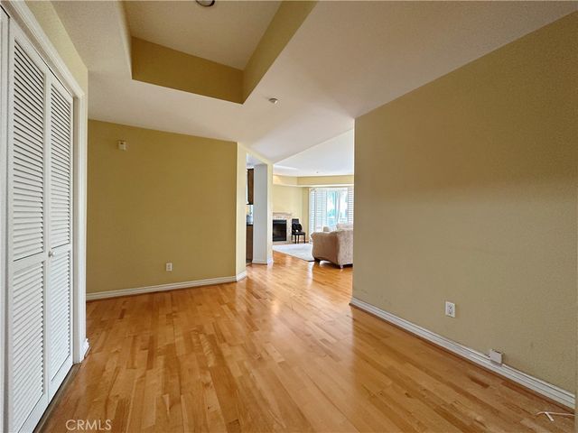 320 S Willaman Drive 402, Los Angeles, CA 90048