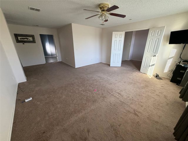 3860 Thoroughbred Trail, Fort Worth, TX 76123