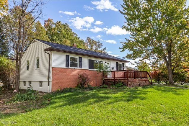 4155 Burton Drive, Stow, OH 44224