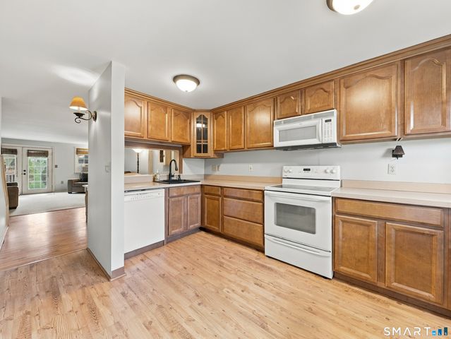 15 Rising Trail Drive 15, Middletown, CT 06457