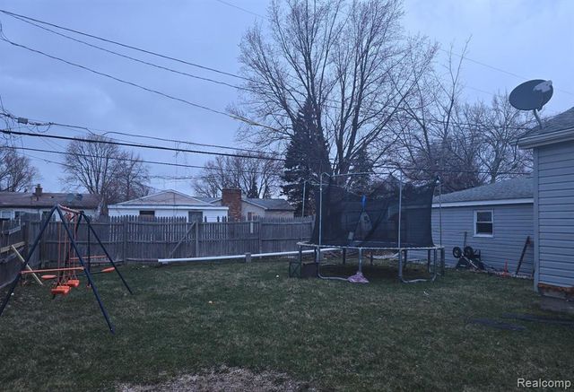 13801 Frazho Road, Warren, MI 48089