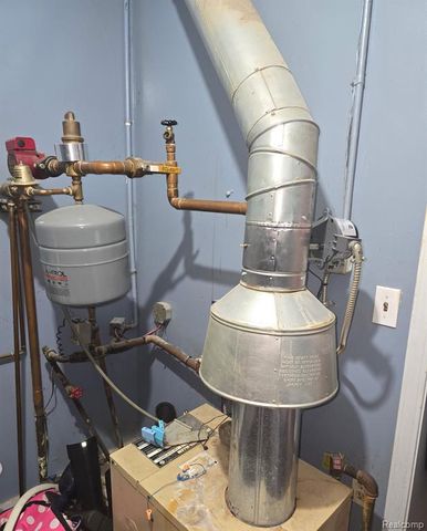 13801 Frazho Road, Warren, MI 48089