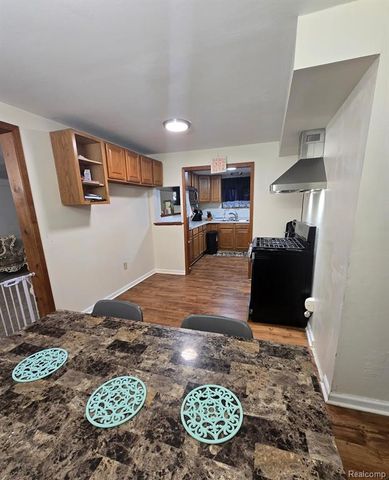 13801 Frazho Road, Warren, MI 48089