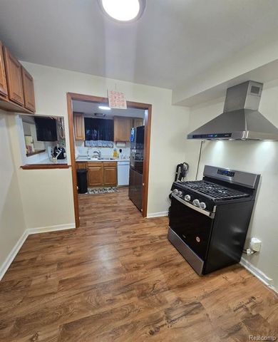 13801 Frazho Road, Warren, MI 48089