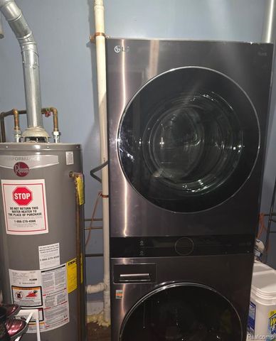 13801 Frazho Road, Warren, MI 48089