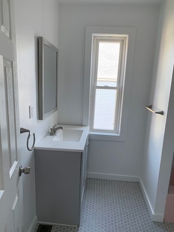 65 Edward St 2, Medford, MA 02155