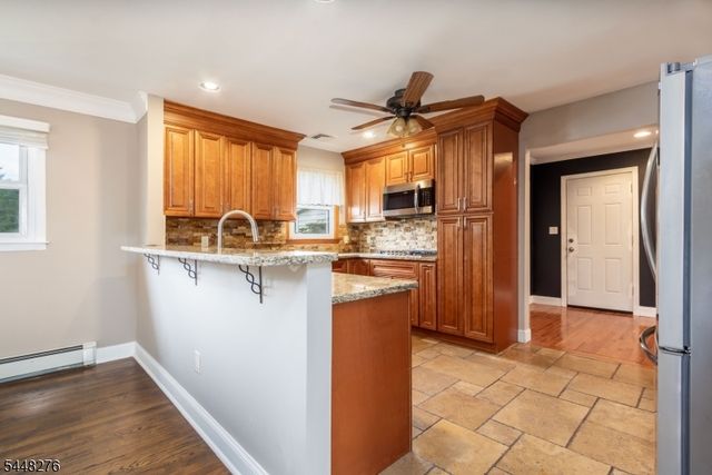 7 Bari Dr, Roxbury Twp., NJ 07852