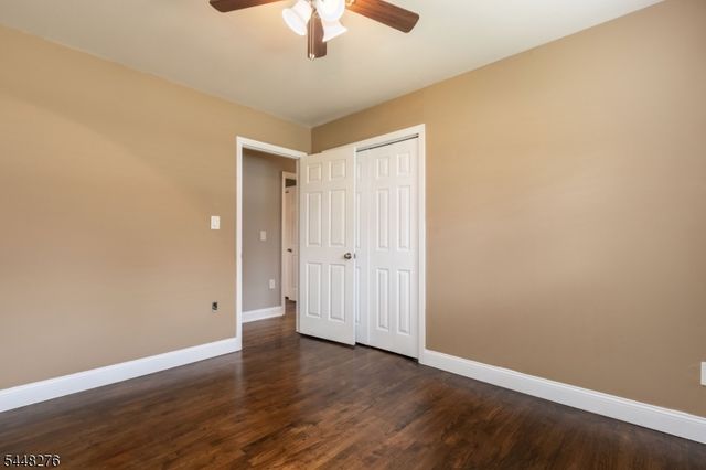 7 Bari Dr, Roxbury Twp., NJ 07852