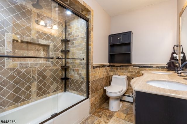 7 Bari Dr, Roxbury Twp., NJ 07852