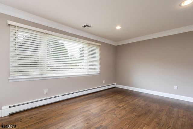 7 Bari Dr, Roxbury Twp., NJ 07852