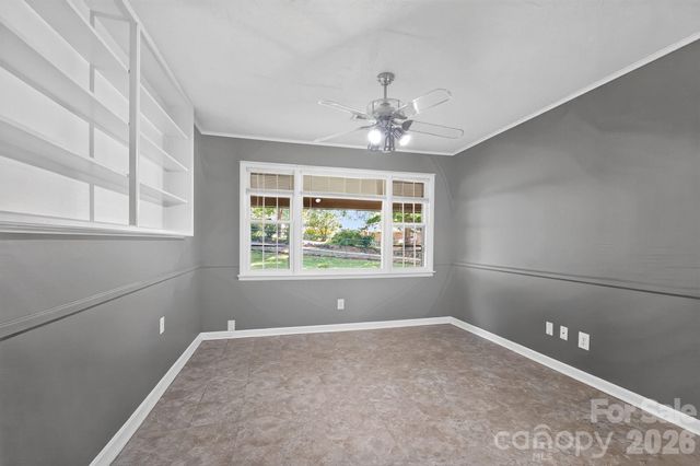2 Independence Boulevard, Asheville, NC 28805