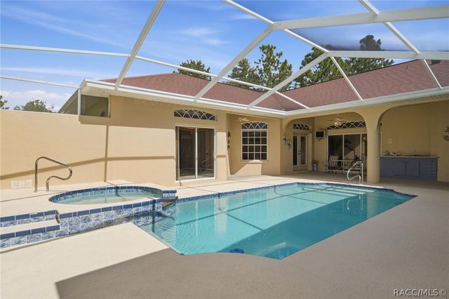 2679 W Goldenrod Drive, Beverly Hills, FL 34465