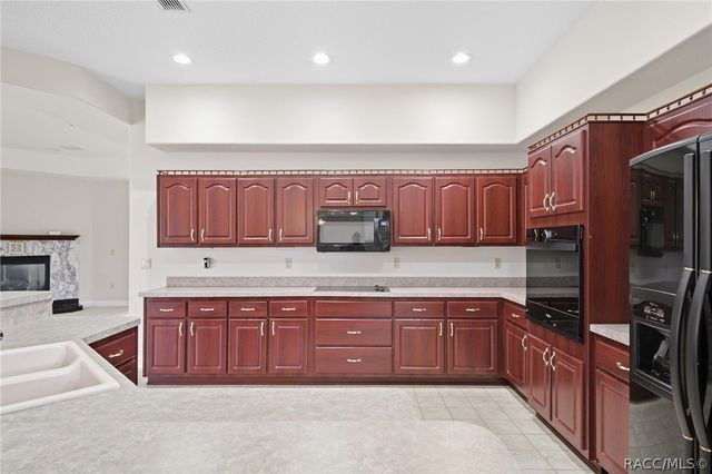 2679 W Goldenrod Drive, Beverly Hills, FL 34465