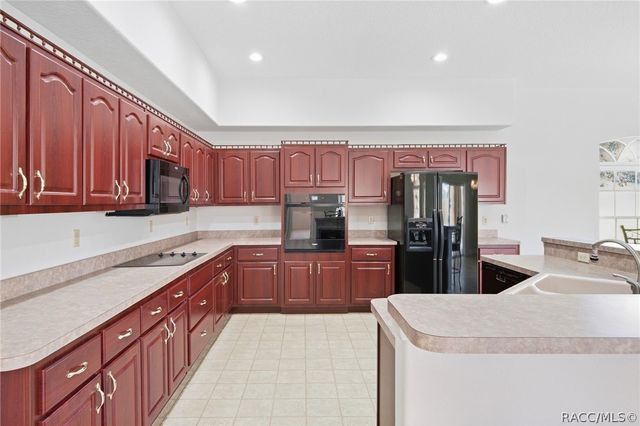 2679 W Goldenrod Drive, Beverly Hills, FL 34465