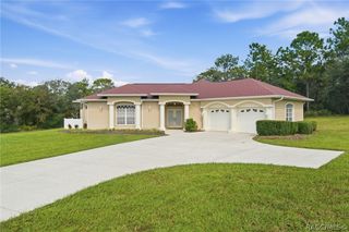 2679 W Goldenrod Drive, Beverly Hills, FL 34465