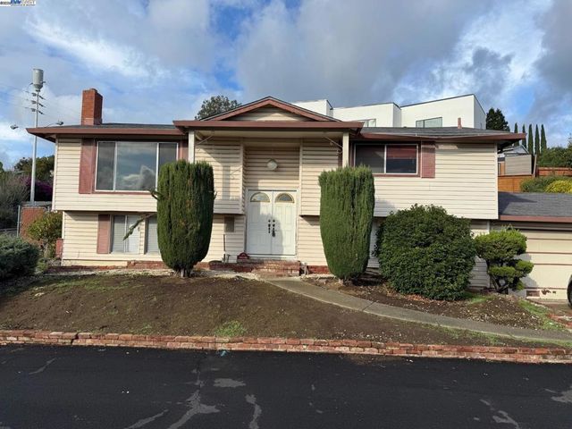 373 Appian Way, Union City, CA 94587