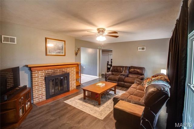 3518 Prince Road, Alton, IL 62002