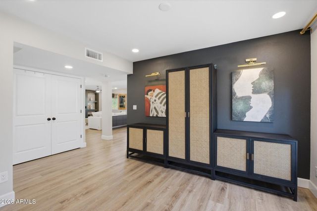 7720 E TURQUOISE Avenue, Scottsdale, AZ 85258