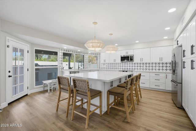 7720 E TURQUOISE Avenue, Scottsdale, AZ 85258