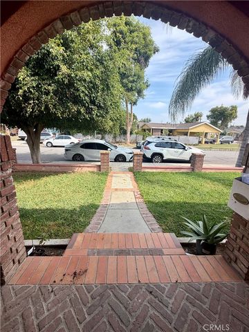 7362 Lionel, Paramount, CA 90723