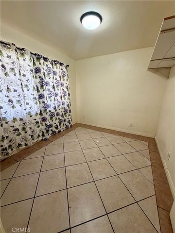 7362 Lionel, Paramount, CA 90723