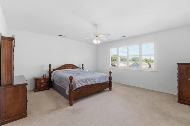 1406 Lily Avenue, Sanger, CA 93657