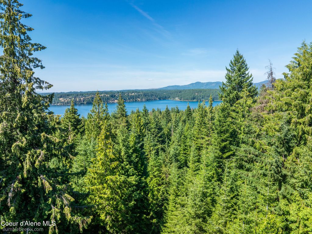 NNA N Clarkview Pl., Hayden, ID 83835