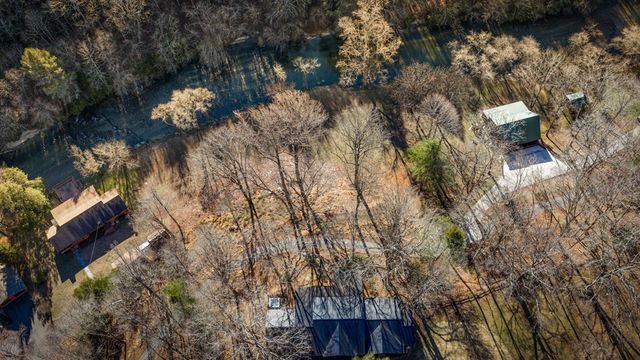 166 Red Oak Lane, Mccaysville, GA 30555