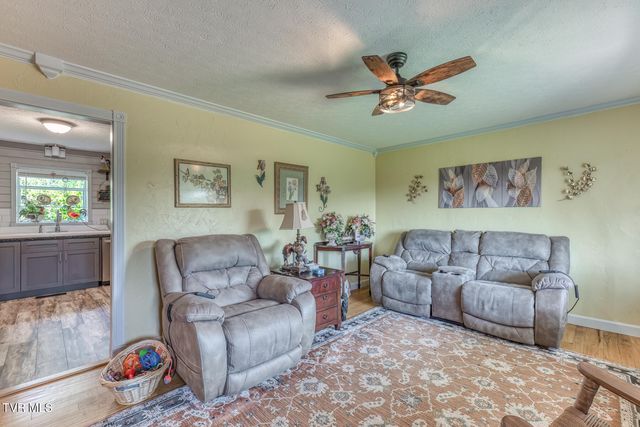 22478 Clayman Valley Road, Bristol, VA 24202