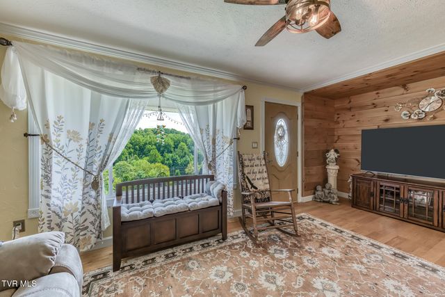 22478 Clayman Valley Road, Bristol, VA 24202