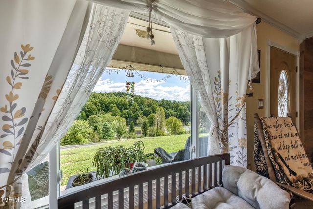 22478 Clayman Valley Road, Bristol, VA 24202